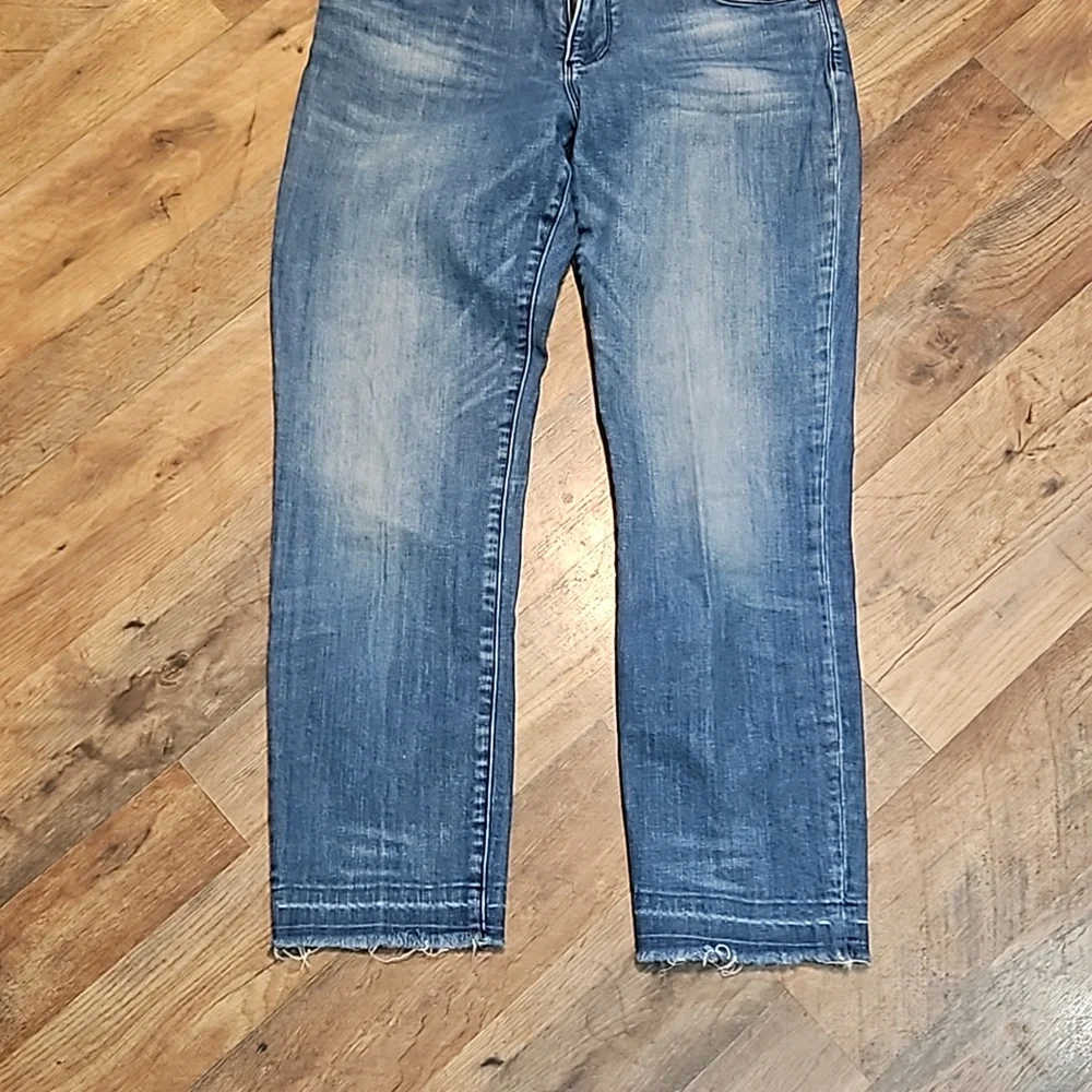 👖KUT FROM THE KLOTH DISTRESSED CROPPED JEANS👖